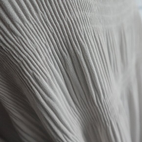 H&M Smocked Chiffon Blouse - Picture 4 of 15